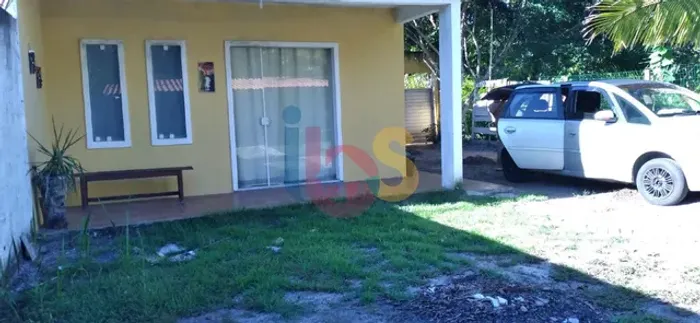 Casa em Juerana com laje