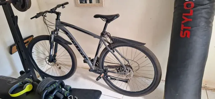 Bicicleta aro 29 cinza grafite