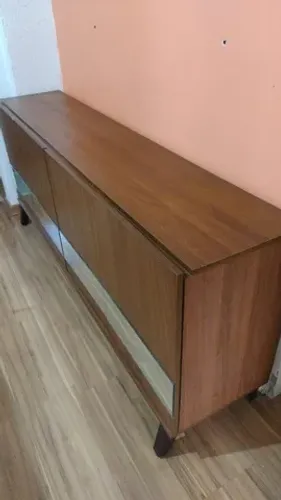 Mesa com 6 cadeiras e  buffet semi novo