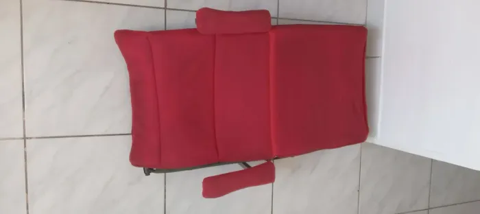 Cadeira de ginástica Kenkorp abdominal usada.