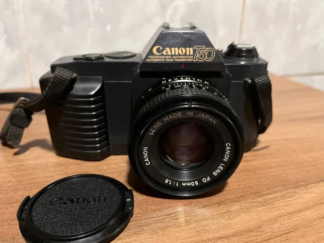 Câmera Canon T50 - Analógica