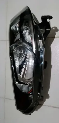 HONDA WRV/ W-RV FAROL LADO ESQUERDO COM LED