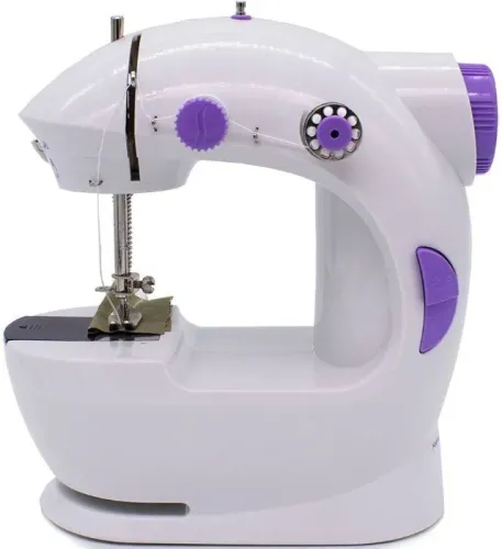 Maquina de costura completa, nova e na caixa!