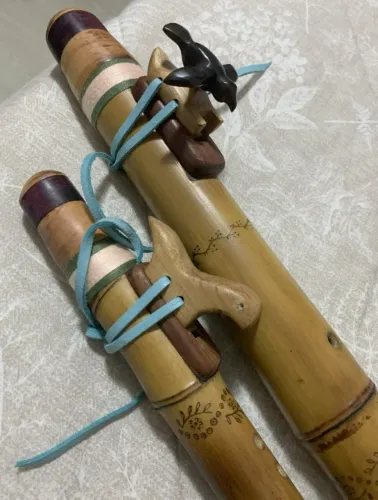 Flautas Nativas Americanas (NAF) - Fabricadas por Luthier - Par ?Mãe & Filha?