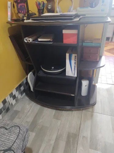 Mesa estante para TV ou escritório 