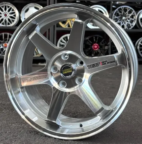 Rodas Alloy Wheels modelo TE37 aro 18 furação 5x114