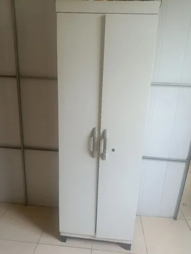 Armário Multiuso 2 Portas
