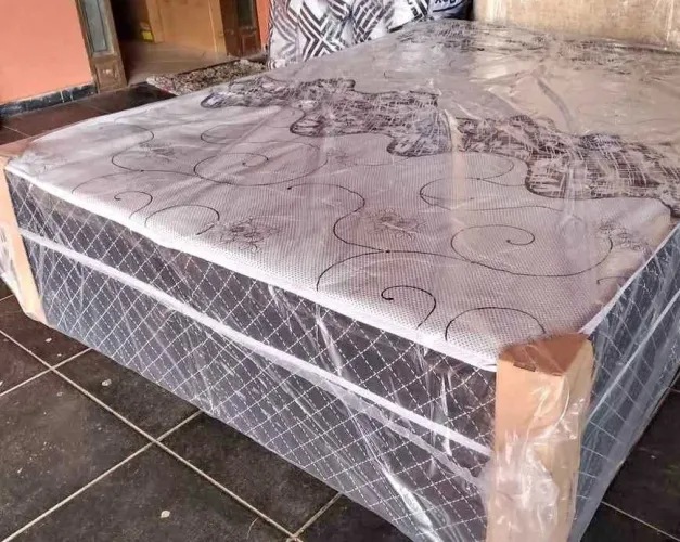 Cama Box Casal com Colchão conjugado- Novo