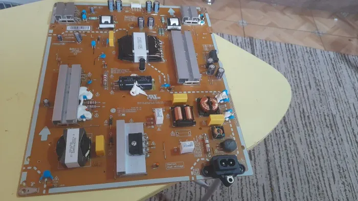 Placa fonte tv LG 60UM7270 / 60UK6200