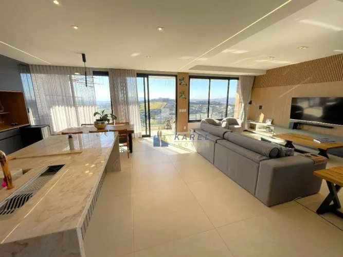 CASA à VENDA com 4 SUITES, PISCINA, ÁREA GOURMET, QUINTAL GRAMADO no MELHOR CONDOMÍNIO TIP