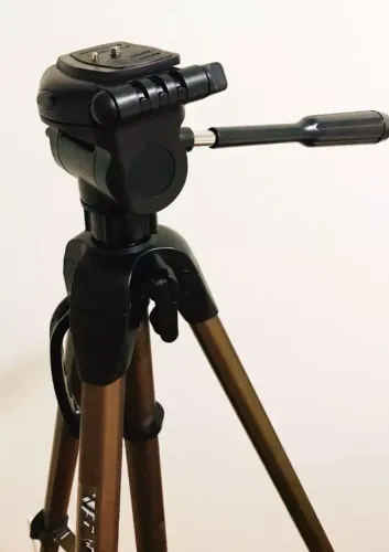 Tripé De Câmera Wenfeing Wt-3770 1.64cm - Usado