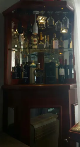 Bar Espelhado c/ Banqueta - aceito cartão e trocas
