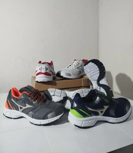 Tênis Mizuno Unissex pro dia a dia. N° 39/40, 41/42 e 43.(PIX, DINHEIRO OU CARTÃO).