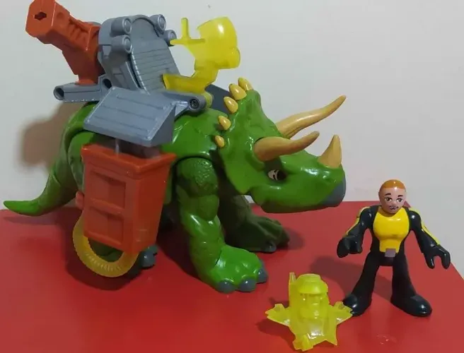 Imaginext Grandes Dinossauros Triceratops Fisher Price - Mattel.