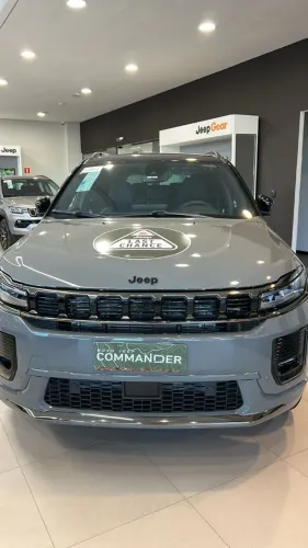 JEEP COMMANDER BLACKHAWK HURRICANE 2.0 TRUBO 272 CV 2026 A PARTIR DE R$ 285.990,00