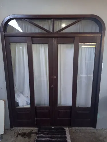 Porta Madeira Itauba