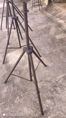 Pedestais para caixas de som Ajustáveis