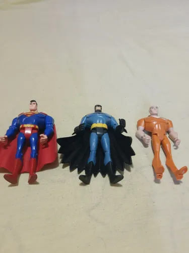 Bonecos super heróis 