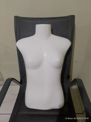 Manequim Feminino para Exposição