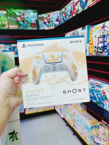 Controle Sem Fio Dualsense PS5 Edição Limitada Ouro Ghost of Yotei - Lacrado
