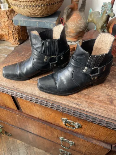 Botas de couro pretas mexicanas 
