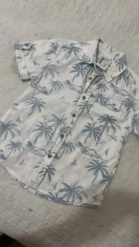 Camisa nova comprei de 99 vendo por 49