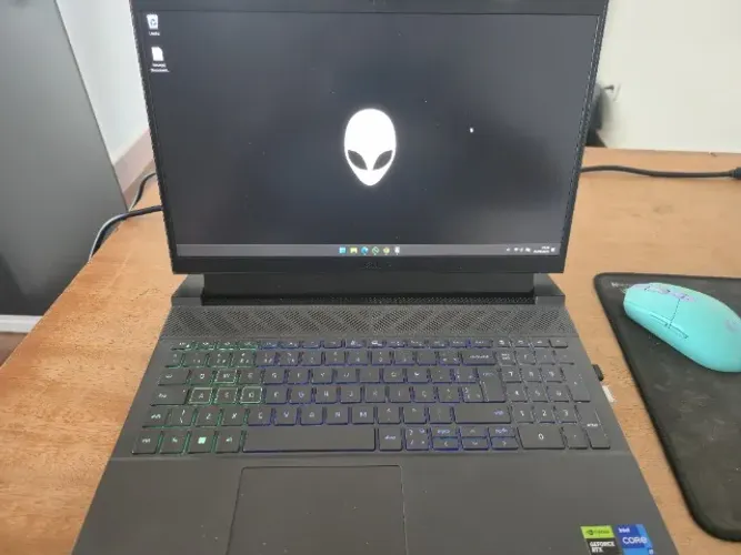 Dell G15 4050 i7 13650hx