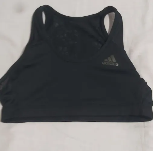 Top de academia da Adidas P