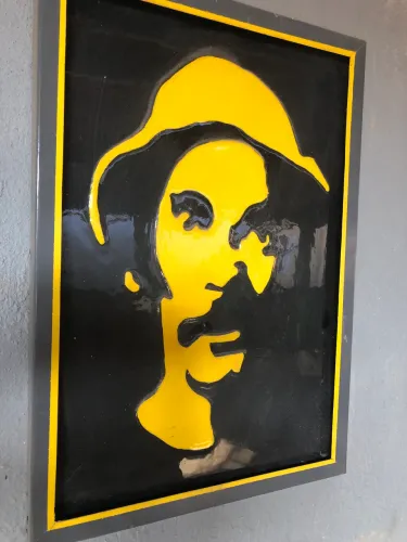 Placa antiga de metal Seu Madruga