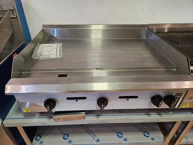 chapa a gás para lanches 90cm 19mm de espessura - nova