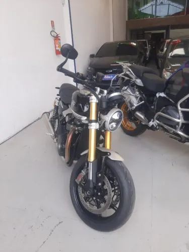 Triumph Speed Twin 1200 RS. 2025/2025 Zero Quilometro.