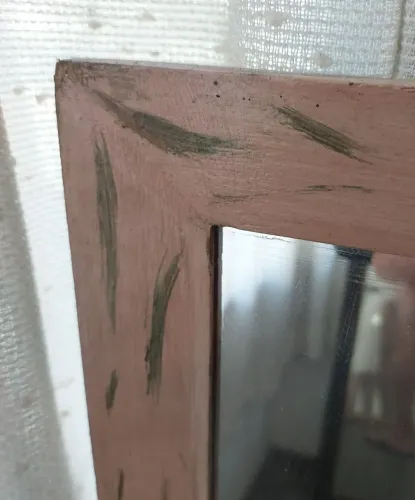 Espelho Decorativo com Moldura Rústica