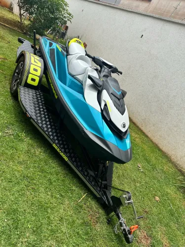 JET SKI SEA DOO 170 GTI 2024/ 3 horas de uso
