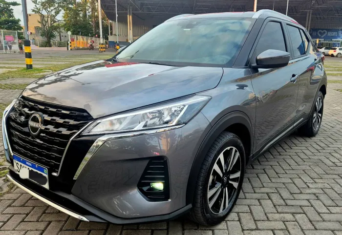 Nissan Kicks play Advance Plus ano 2025 ( apenas 5 mil km )