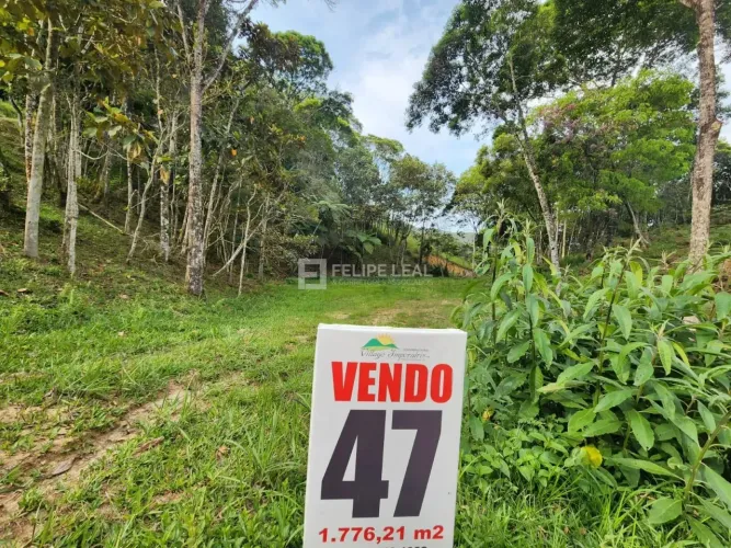 Terreno em Condominio em Varginha - Santo Amaro da Imperatriz