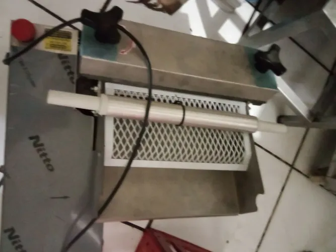 Cilindro de pastel novo