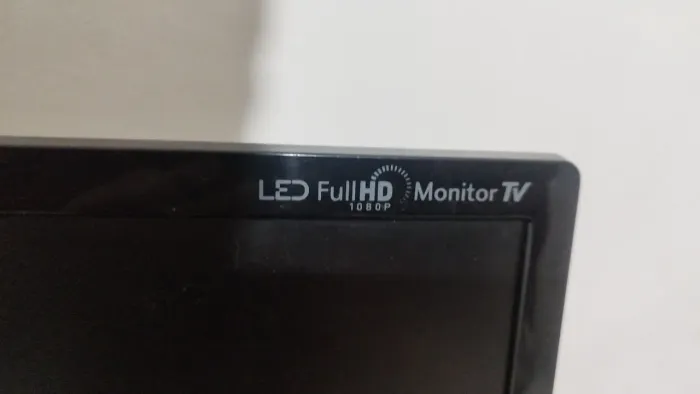 TELEVISAO LG / MONITOR 22 POLEGADAS (HDMI)