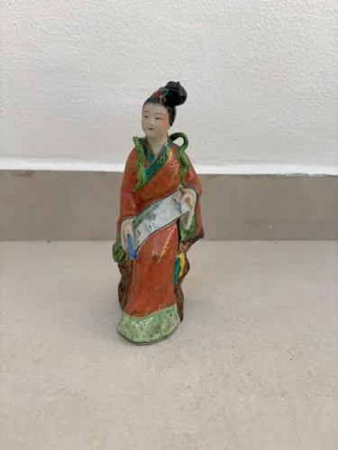 Escultura decorativa de relíquia de porcelana chinesa - 1 unidade