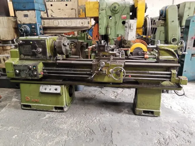Torno Mecânico Romi Mvi 550 X 1500 Mm / -- 01158 Nc 220v
