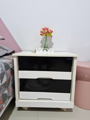 Mesa de cabeceira 