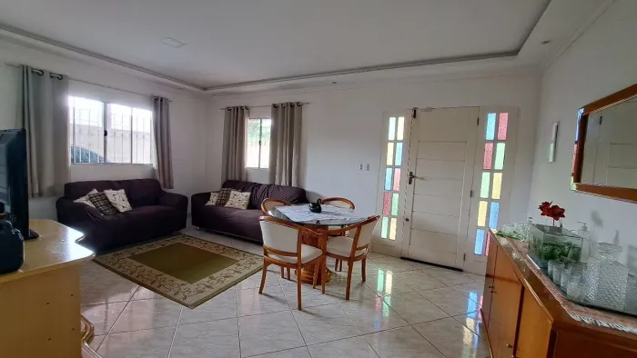VENDO OU TROCO EXCELENTE TRÍPLEX