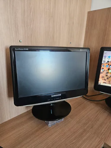 Monitor Samsung SyncMaster B1630 16" LCD + Cabos - Funcionando