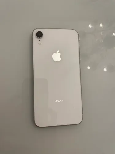 iPhone XR