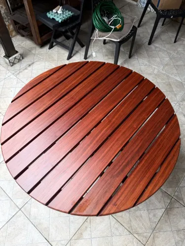 Vendo mesa madeira 120cm, tampo ripado.NOVÍSSIMA!!
