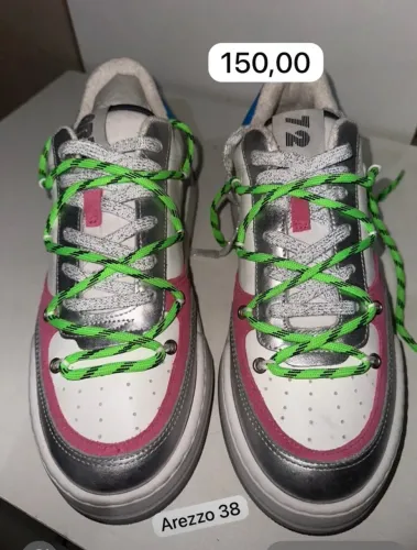 Vendo botas,tênis e sapatilhas