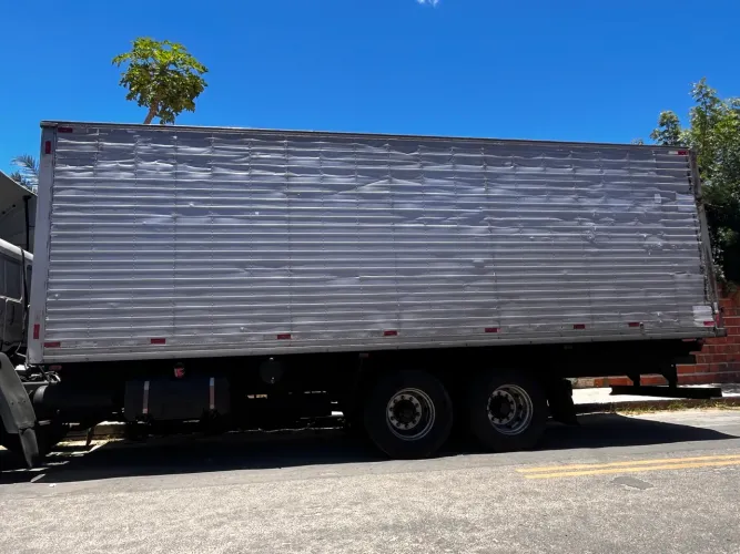 Bau Truk