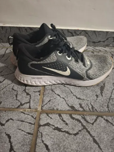 Tênis Nike tamanho 44