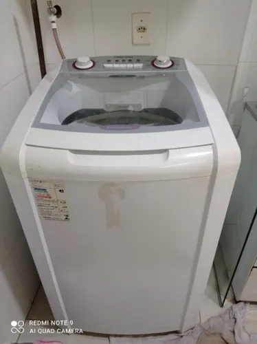 Maquina de lavar com defeito