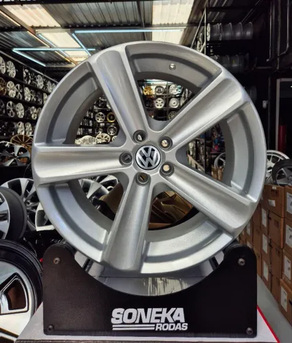 Jogo de rodas Fox Golf polo aro 18 5x100 krmai 