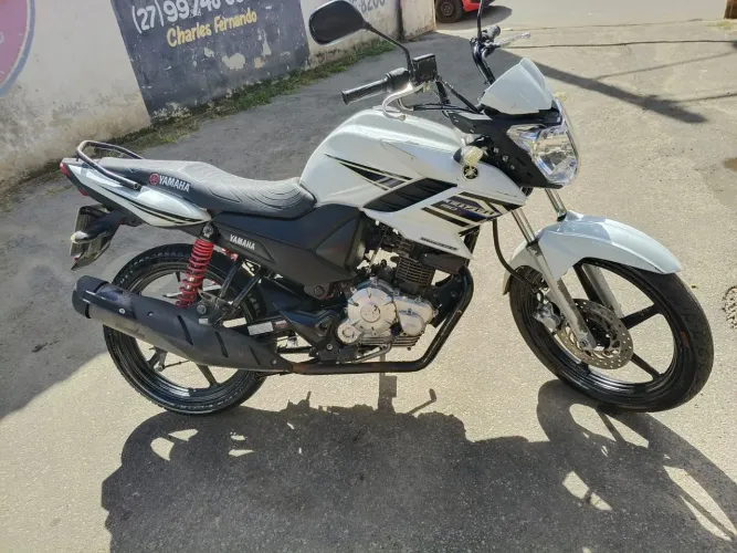 Yamaha Fazer <br>YAMAHA FAZER 150 2014 - MUITO CONSERVADA - MOTO DE GARAGEM - 2 DONO - BRANCA